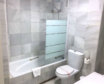 Aparthotel First Flatotel International