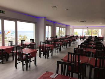 Aparthotel First Flatotel International