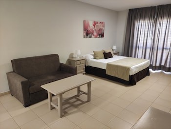 Apartamentos Puerta Del Sur