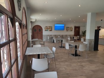 Apartamentos Puerta Del Sur