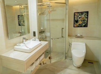 Amora Beach Resort Phuket