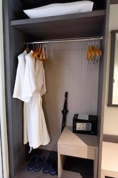 Amora Beach Resort Phuket