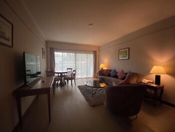 Amora Beach Resort Phuket