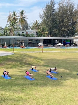 Amora Beach Resort Phuket
