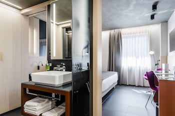 Hotel Metropolis