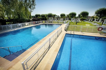 Hotel Conde Rodrigo Ii By Eme Hoteles