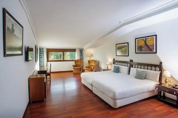 Hotel Conde Rodrigo Ii By Eme Hoteles