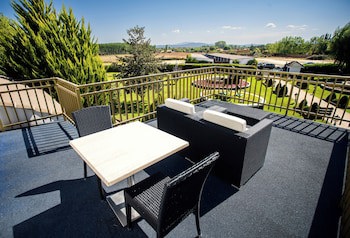 Hotel Conde Rodrigo Ii By Eme Hoteles