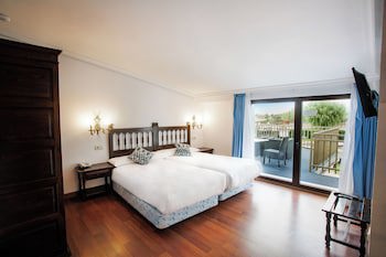 Hotel Conde Rodrigo Ii By Eme Hoteles