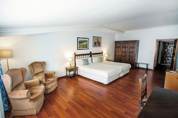 Hotel Conde Rodrigo Ii By Eme Hoteles