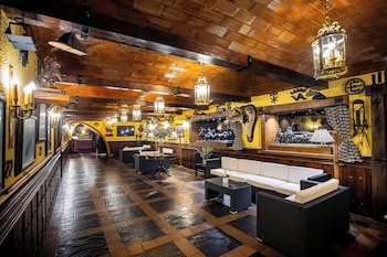 Hotel Conde Rodrigo Ii By Eme Hoteles