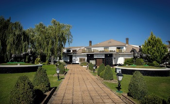Hotel Conde Rodrigo Ii By Eme Hoteles