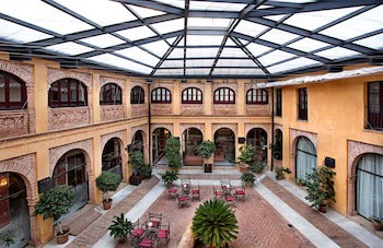 Alcazar De La Reina