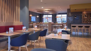 Holiday Inn Express Frankfurt Messe by IHG galeri fotoğrafı