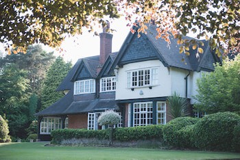 Mere Court Hotel