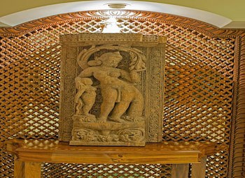Renest Shraddha Inn - Shirdi