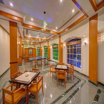 Renest Shraddha Inn - Shirdi