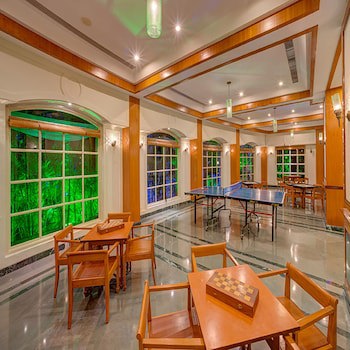 Renest Shraddha Inn - Shirdi