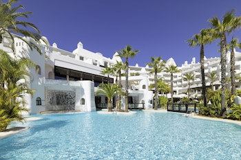 H10 Estepona Palace