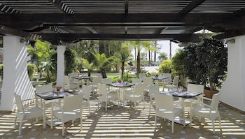 H10 Estepona Palace
