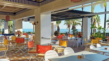 H10 Estepona Palace