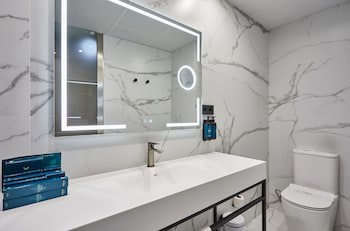 Hotel Silken Puerta De Valencia
