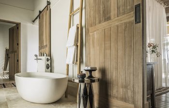 Four Seasons Resort Seychelles At Desroches Island
