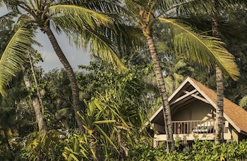 Four Seasons Resort Seychelles At Desroches Island