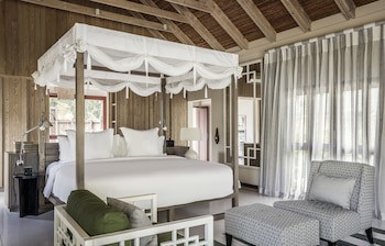 Four Seasons Resort Seychelles At Desroches Island