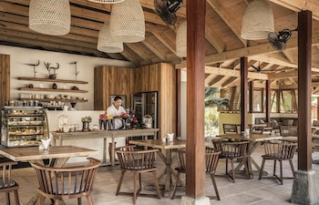 Four Seasons Resort Seychelles At Desroches Island