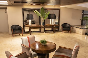Grand King Hotel
