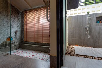 Khaolak Emerald Beach Resort And Spa
