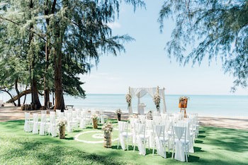Khaolak Emerald Beach Resort And Spa