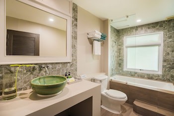 Khaolak Emerald Beach Resort And Spa