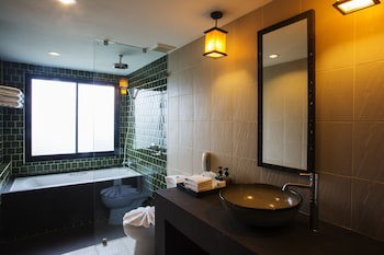 Khaolak Emerald Beach Resort And Spa