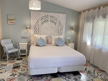 Akla Hotel Palacio Torre De Ruesga