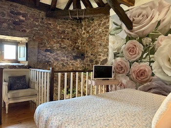 Akla Hotel Palacio Torre De Ruesga