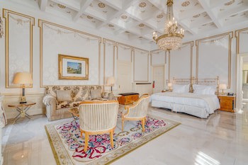 Grand Hotel National