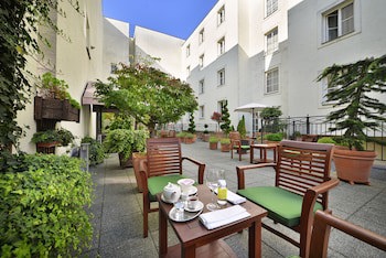 Marrol's Boutique Hotel