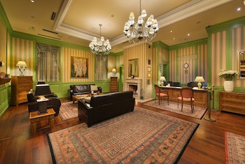 Marrol's Boutique Hotel