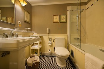 Marrol's Boutique Hotel