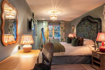 Swan Hotel