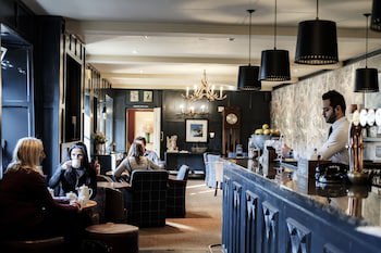 Swan Hotel