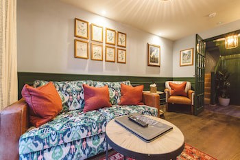 Swan Hotel