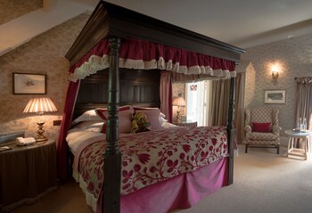 Swan Hotel