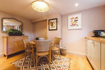 Swan Hotel