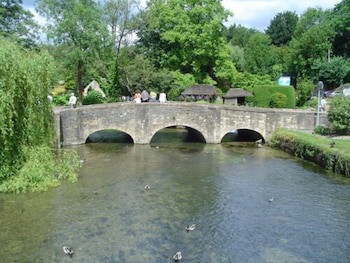 Swan Hotel