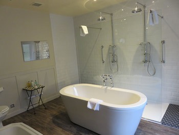 Swan Hotel
