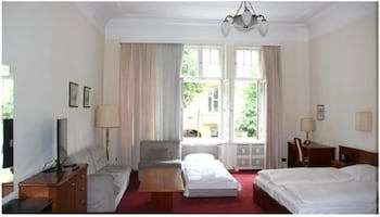 Kurfurst am Kurfurstendamm galeri fotoğrafı