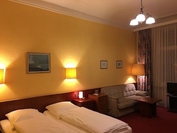 Kurfurst am Kurfurstendamm galeri fotoğrafı